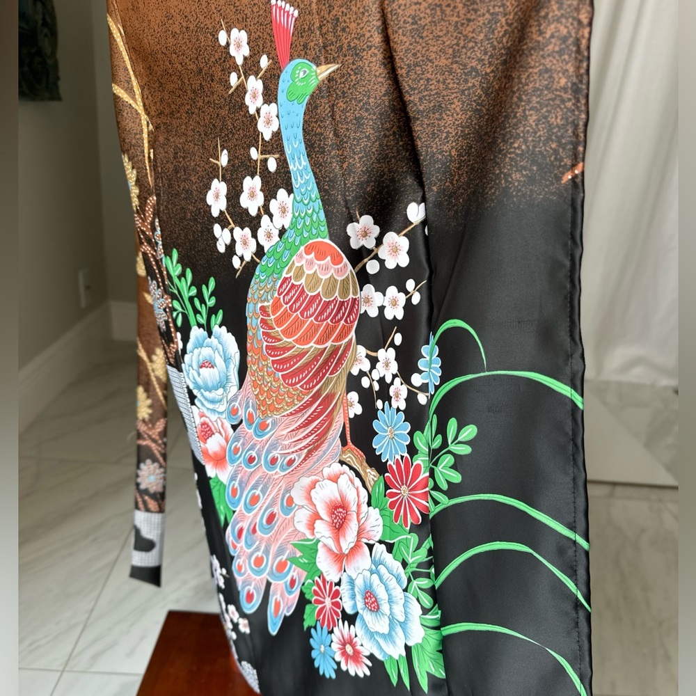 VTG Japanese Kimono - Picture 6 of 12